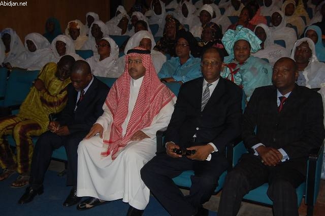 Hadj 2011 : Alassane Ouattara offre des Dirham